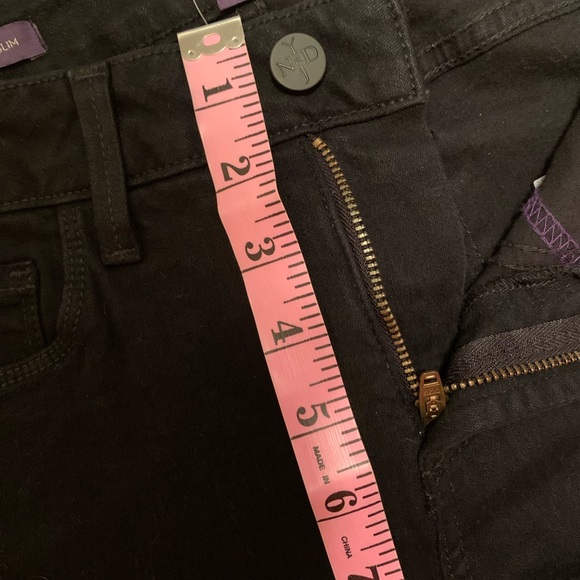NYDJ black SAMANTHA 98% cotton slim size 4 NWT with subtle beading on po… - Picture 10 of 13